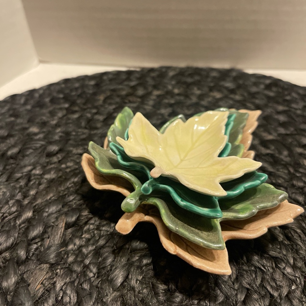 Decorative Ceramic Leaf Accent trinket dish- Green, Cream, Tan 4